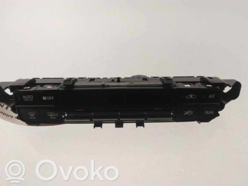 Toyota Prius (XW50) Mascherina climatizzatore/regolatore riscaldamento