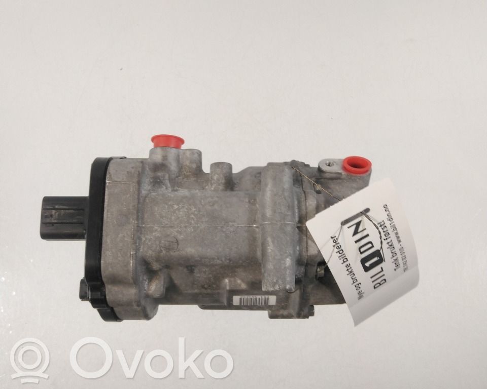 Toyota Prius (XW50) Compressore aria condizionata (A/C) (pompa)