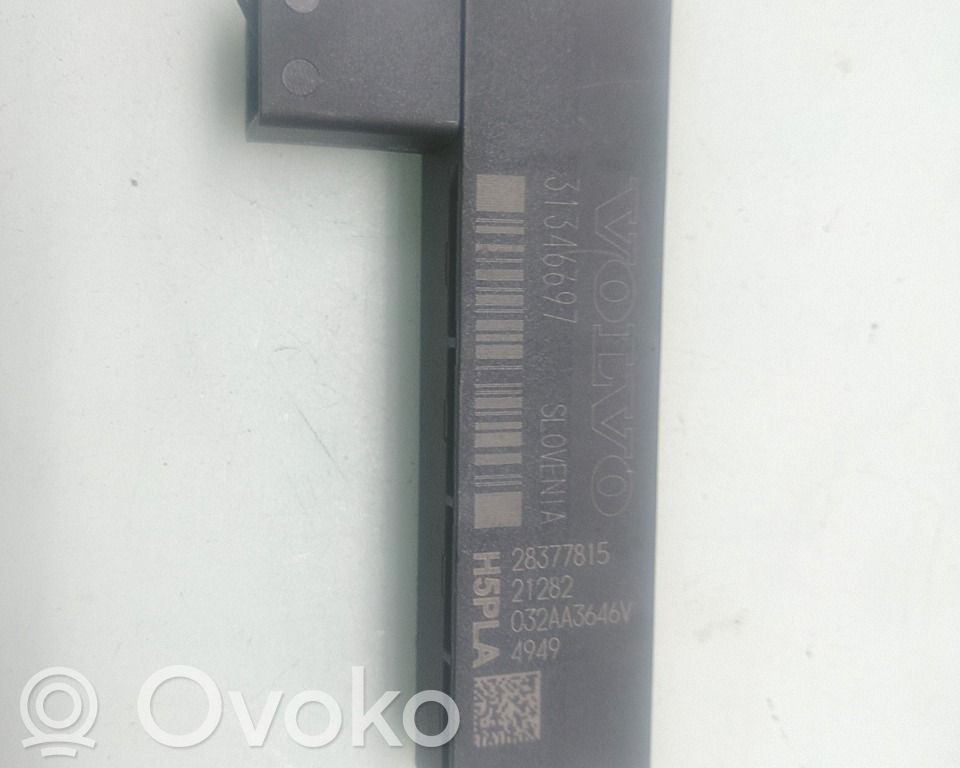 GPS-pystyantenni   31346697,31346697