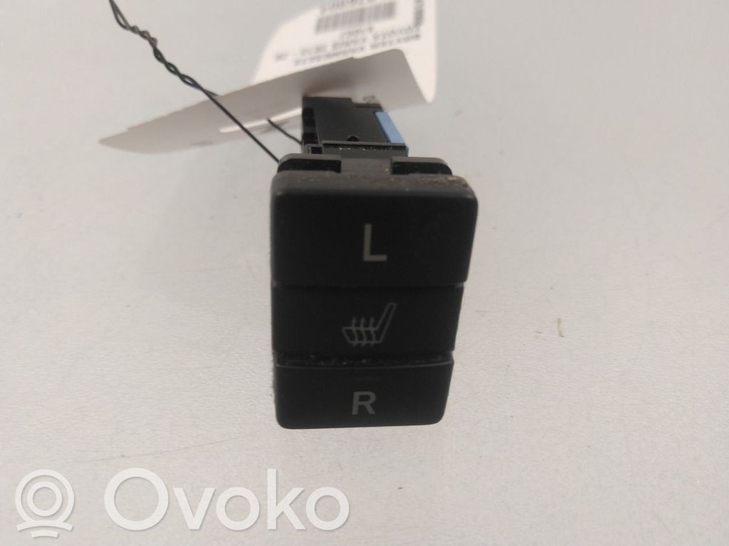 Toyota Yaris Interruttore riscaldamento sedile 