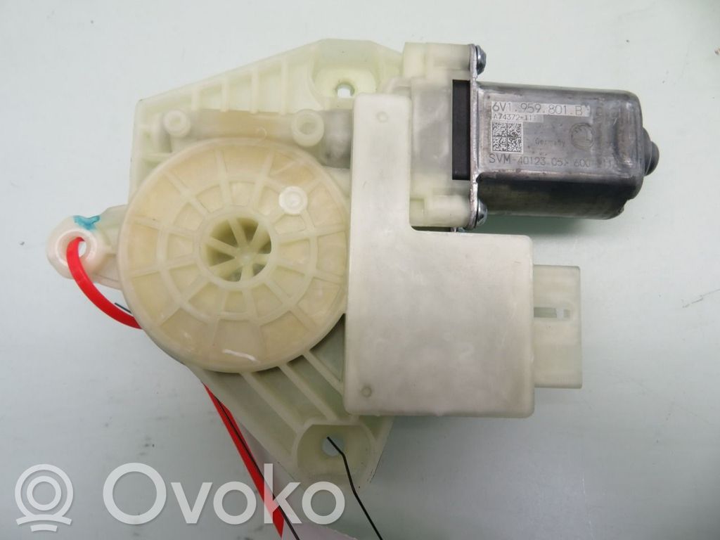 Skoda Fabia Mk3 (NJ) Alzacristalli elettrico della portiera anteriore 