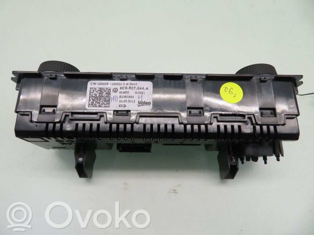 Volkswagen Polo V 6R Rămă unitate control climatizare