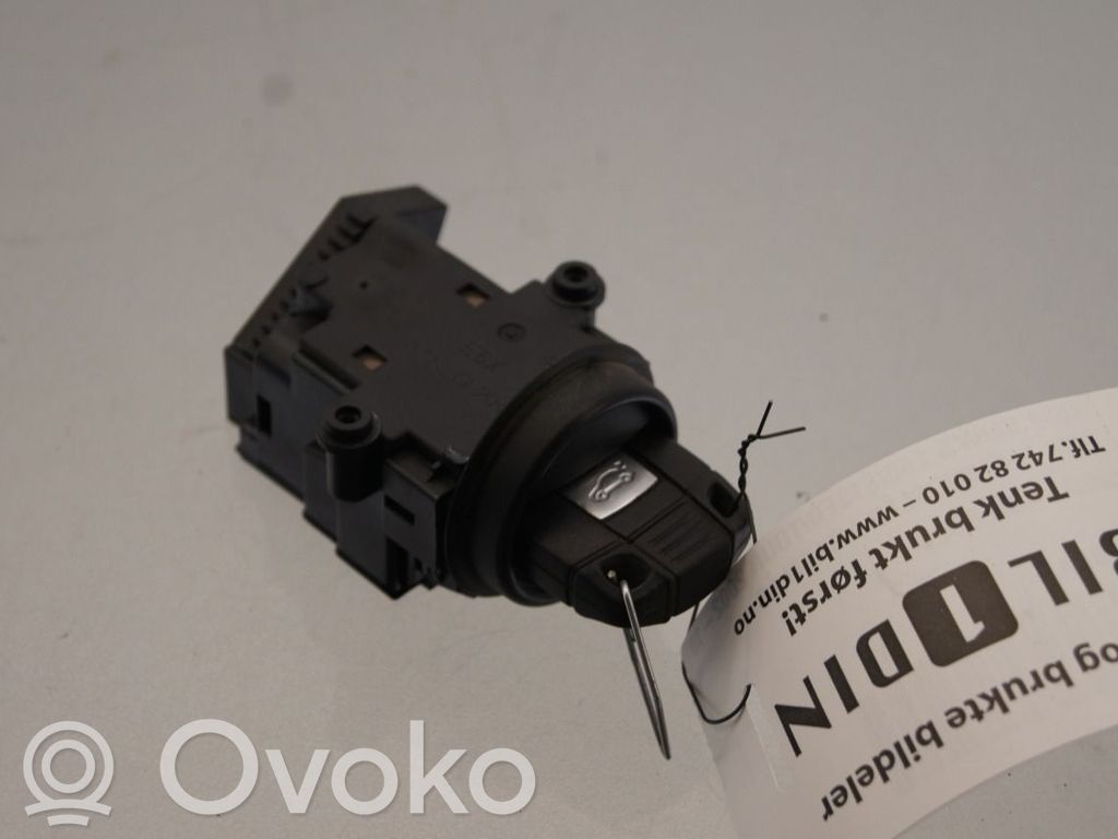BMW 5 E60 E61 Contact aprindere 