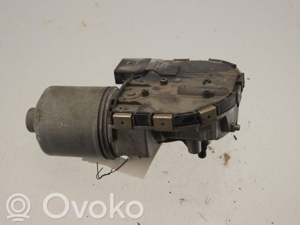 Volkswagen Caddy Silniczek wycieraczek szyby przedniej / czołowej