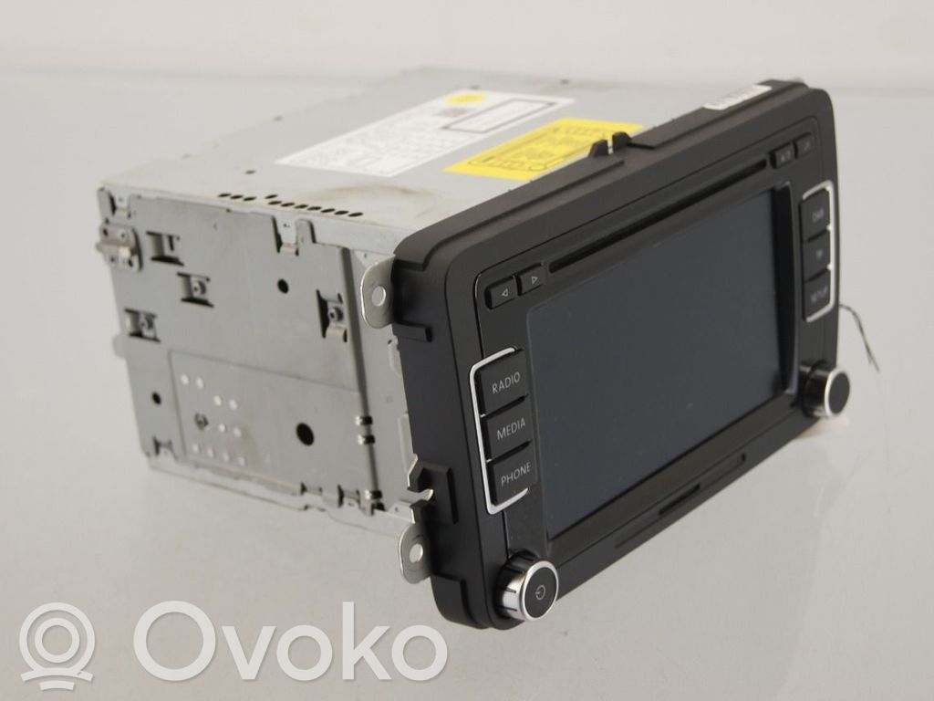 Volkswagen Golf VI Unitate principală radio/CD/DVD/GPS 