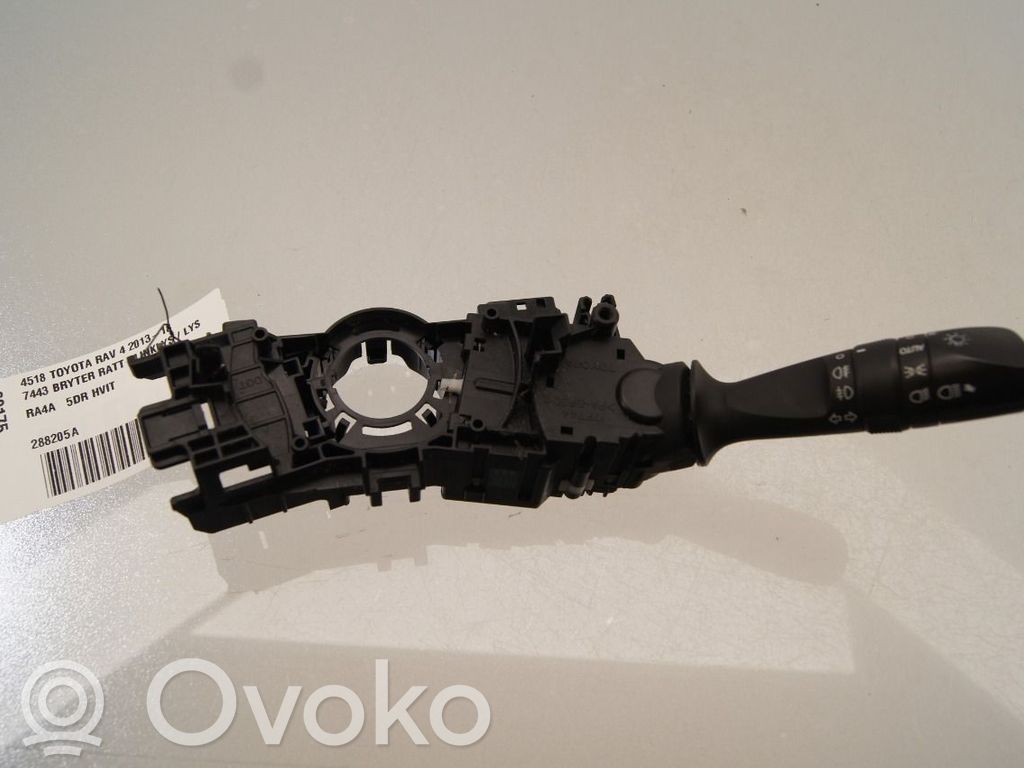 Toyota RAV 4 (XA40) Altri interruttori/pulsanti/cambi 