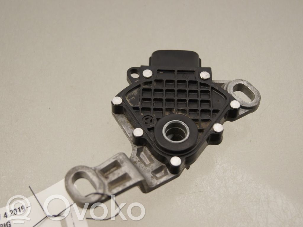 Toyota RAV 4 (XA50) Sensor 