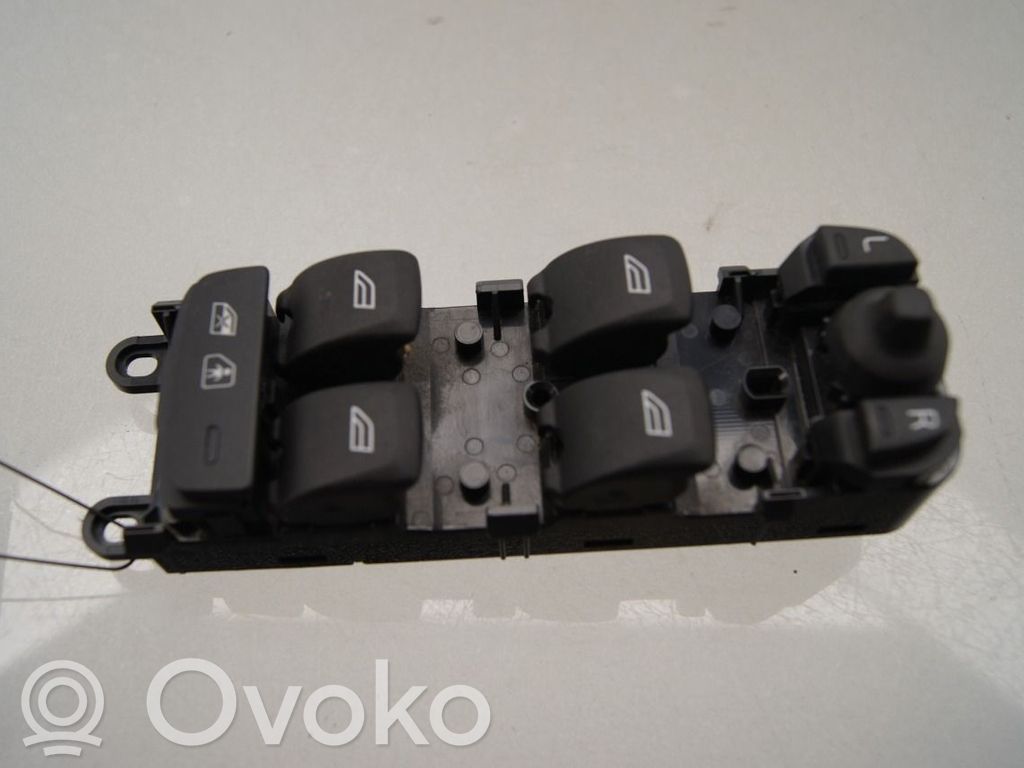 Volvo XC70 Comutator comandă geamuri electrice 