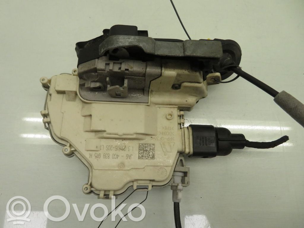 Audi A4 S4 B9 Încuietoare ușă spate 