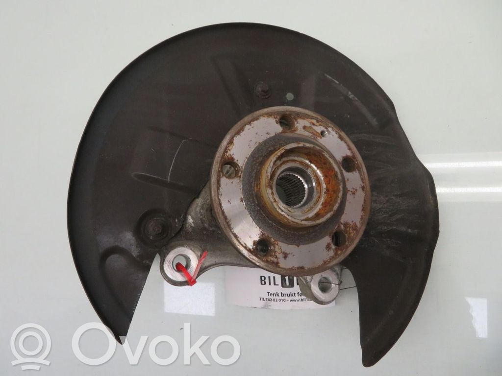 Volvo XC40 Achsschenkel vorne 