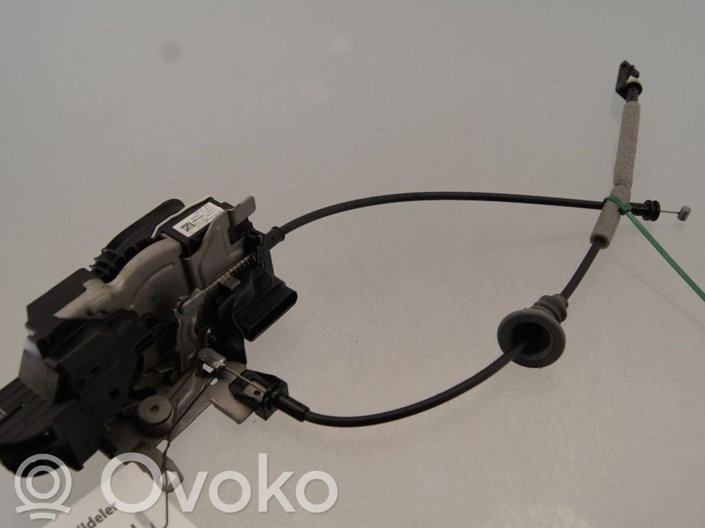 Volvo XC90 Cerradura de puerta delantera