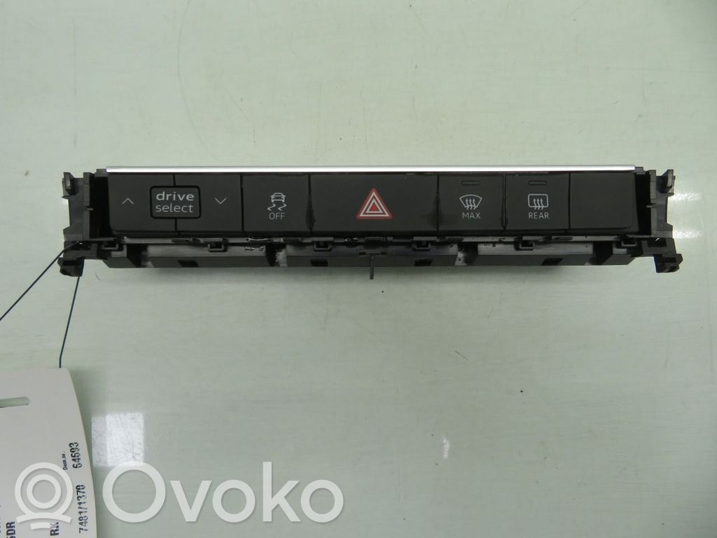Audi e-tron Comutator lumini pericol 