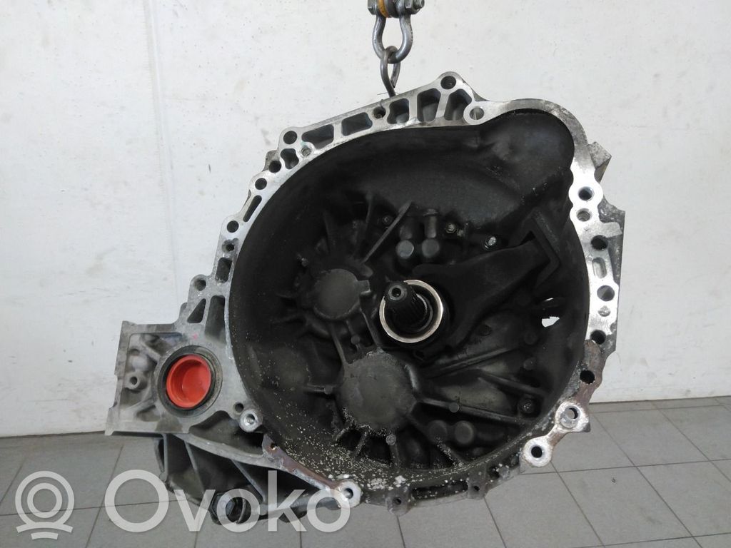 Toyota Avensis T270 Cutie viteze manuală cu 6 trepte