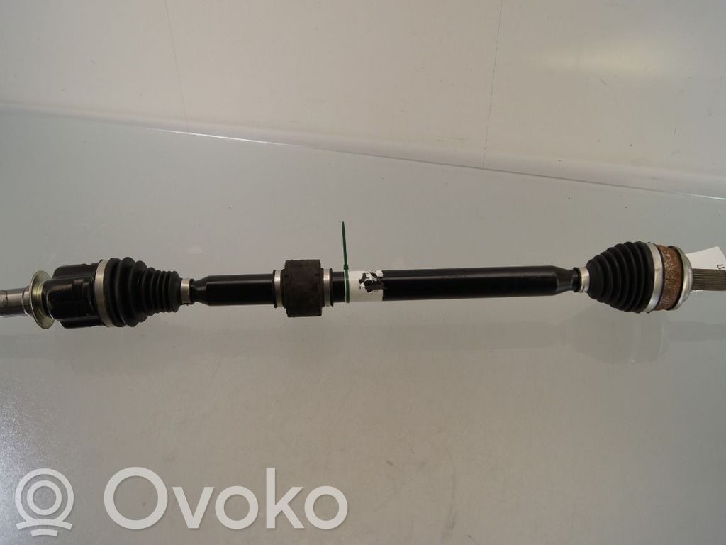 Toyota Corolla E210 E21 Półoś przednia 