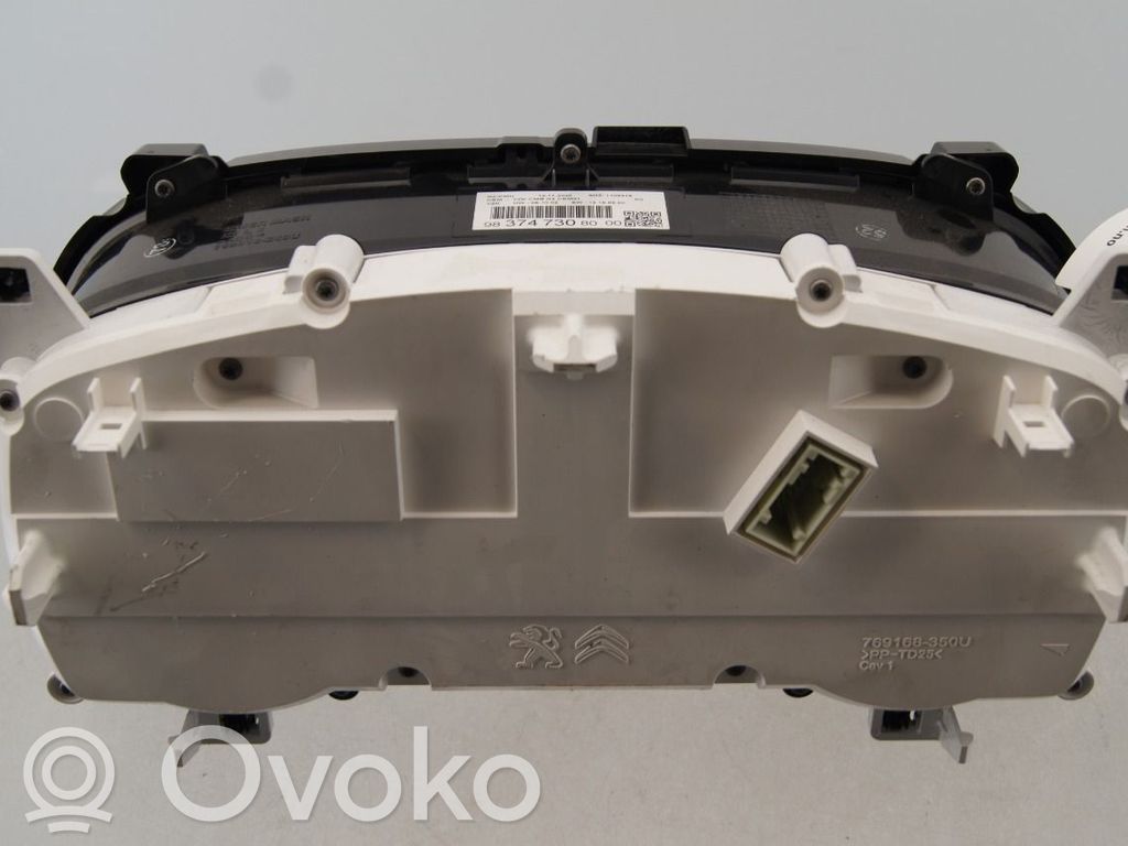 Toyota Proace Geschwindigkeitsmesser Cockpit