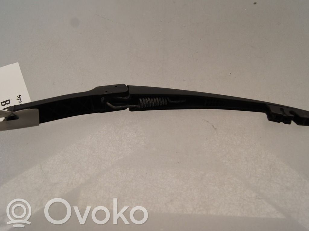 BMW 2 F22 F23 Wischerarm Heckscheibe