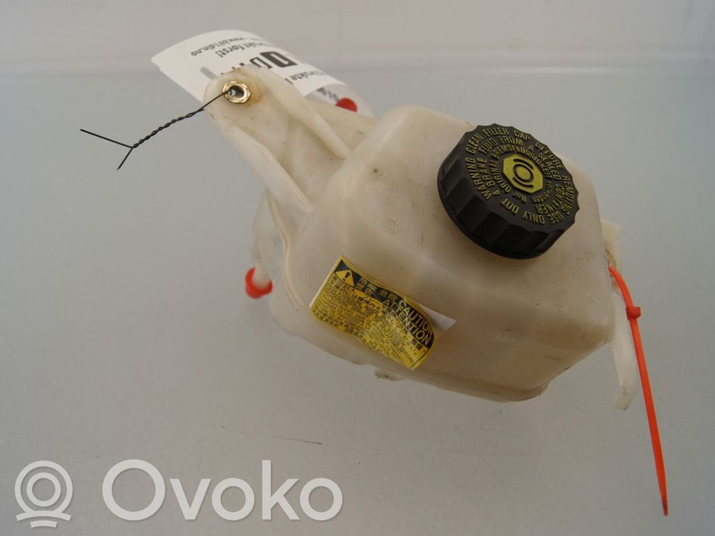 Toyota Yaris Zbiornik wyrównawczy paliwa 