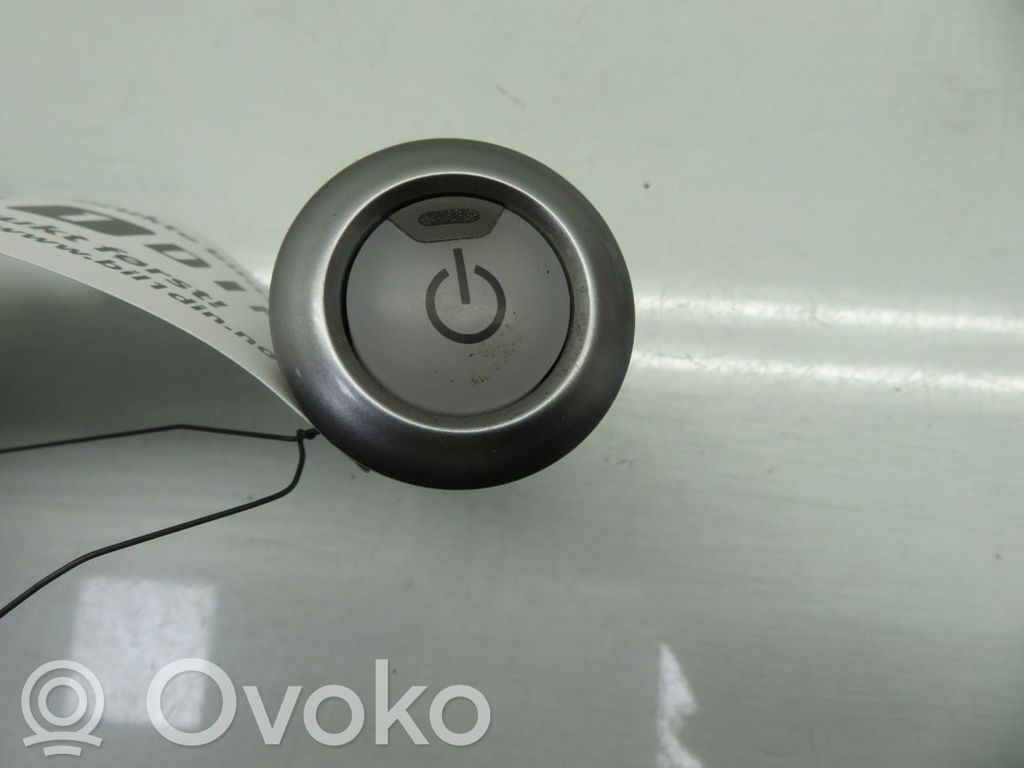 Nissan Leaf II (ZE1) Interruttore a pulsante start e stop motore 