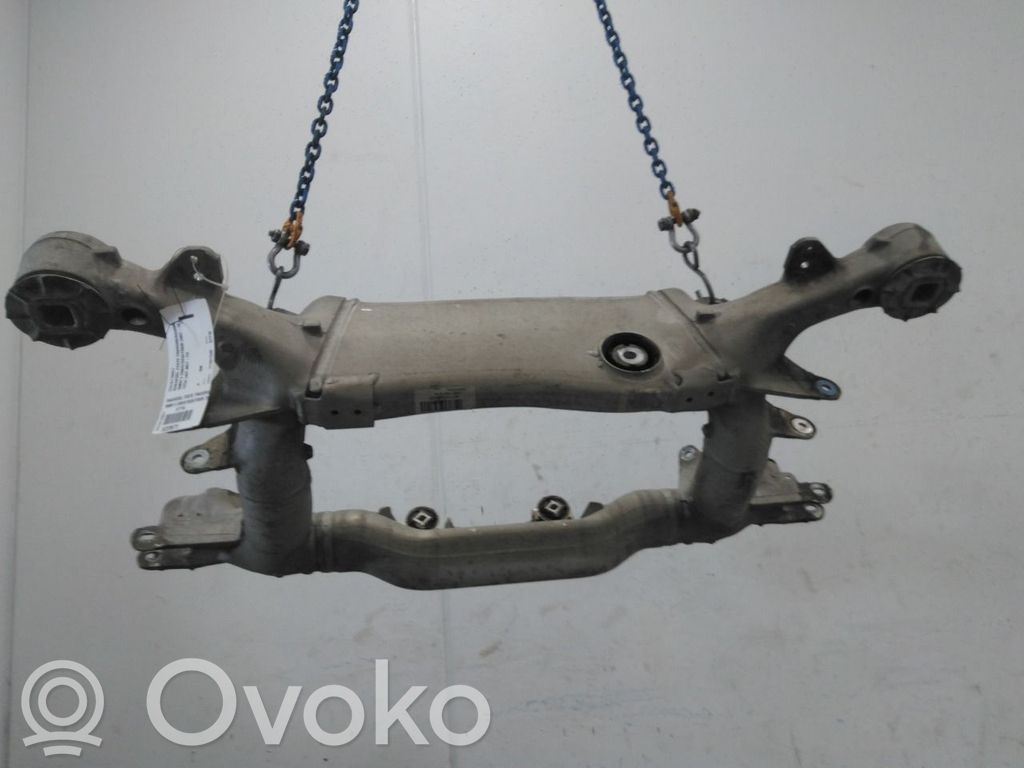 BMW 5 E60 E61 Galinis traversas 