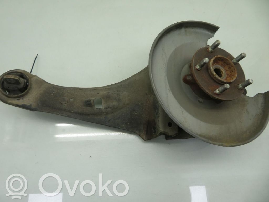 Mitsubishi Outlander Achsschenkel hinten
