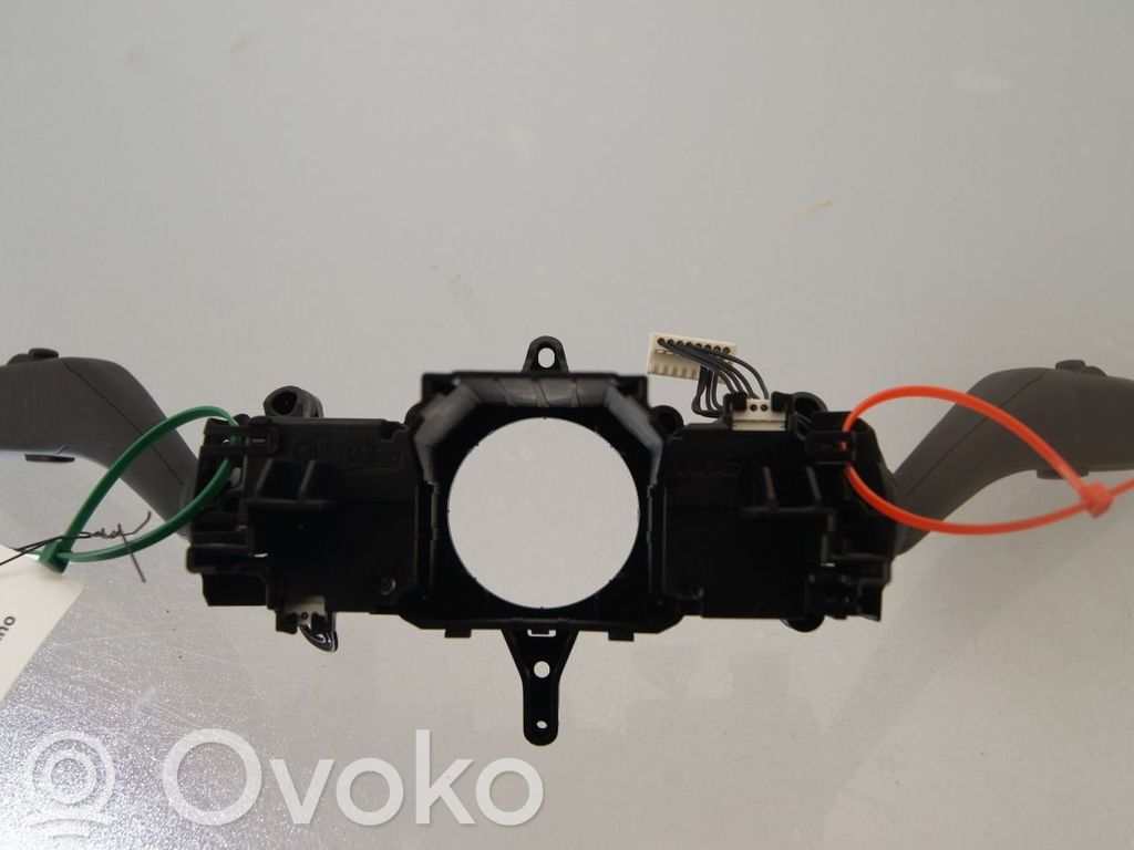 Volkswagen Caddy Interruptor de control multifunción 