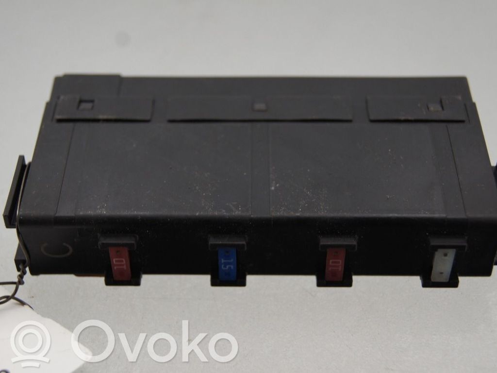 Toyota Auris E180 Altri relè 