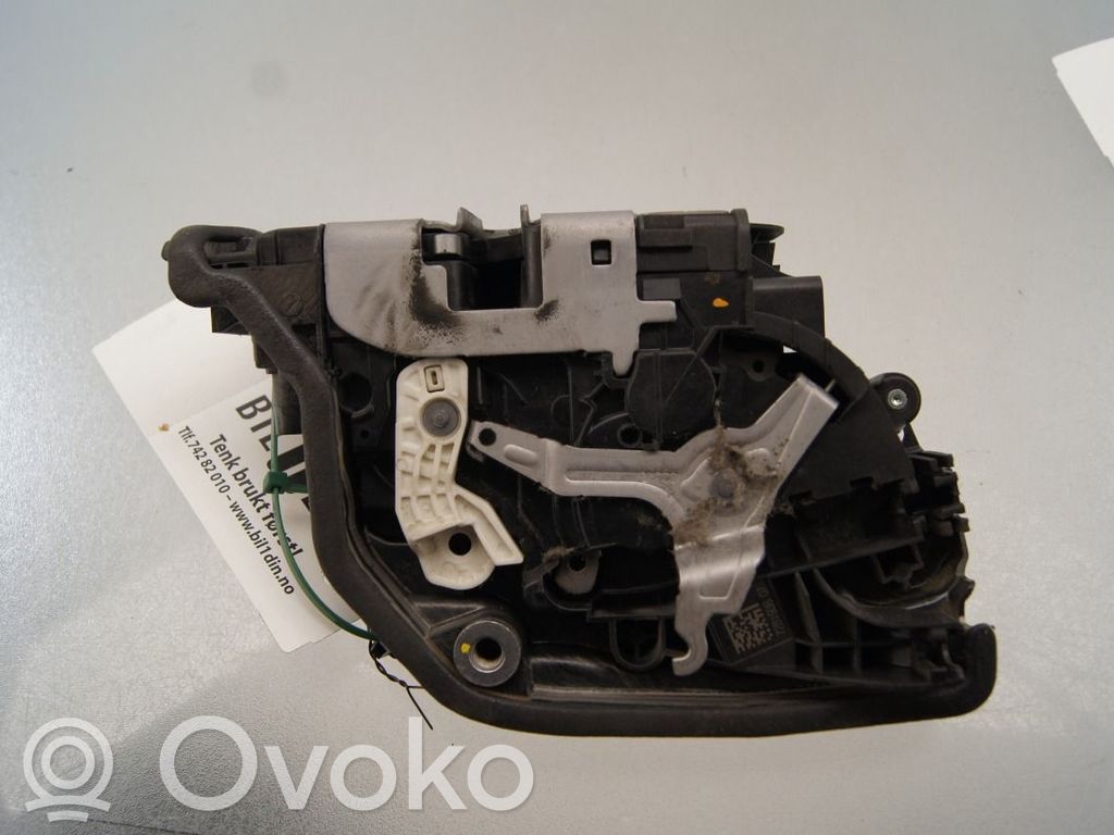 BMW 2 F45 Etuoven lukko