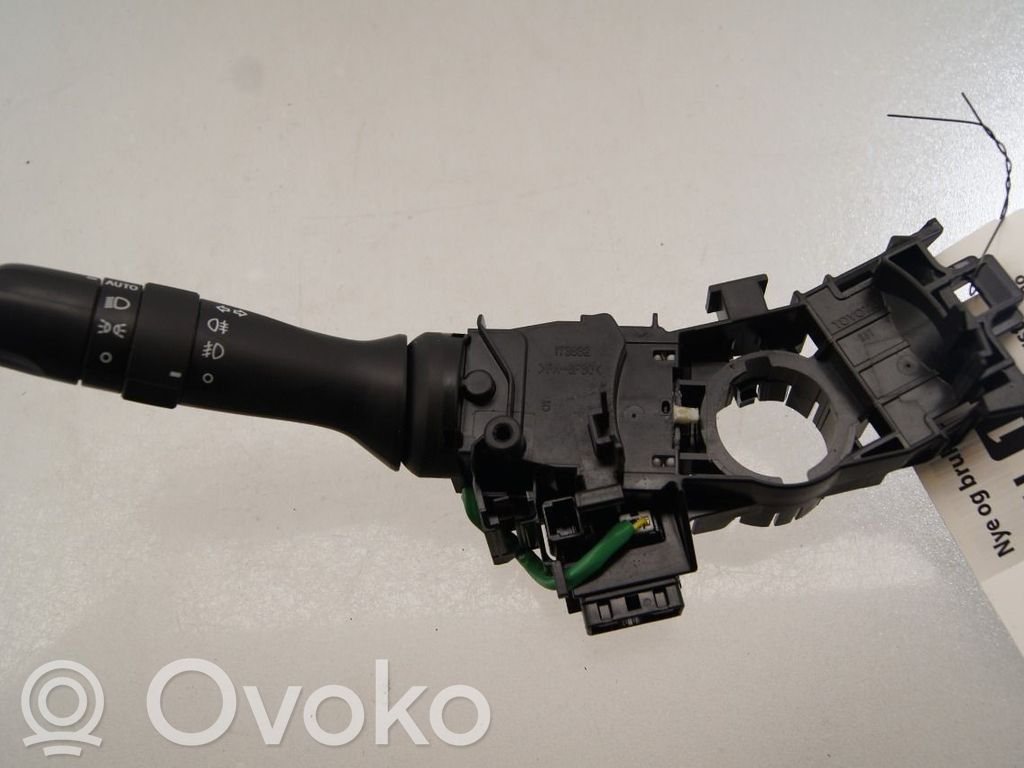 Lexus CT 200H Otros interruptores/perillas/selectores