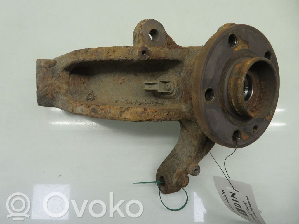Volvo XC60 Achsschenkel vorne 