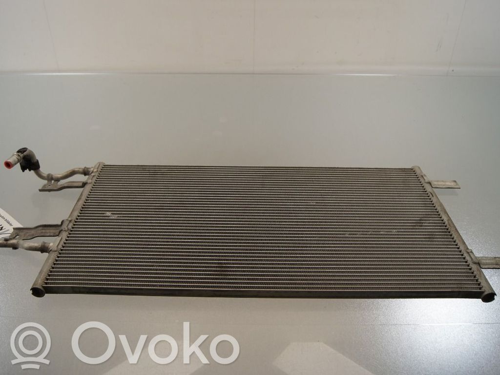 BMW 2 F22 F23 Chłodnica oleju skrzynia biegów 
