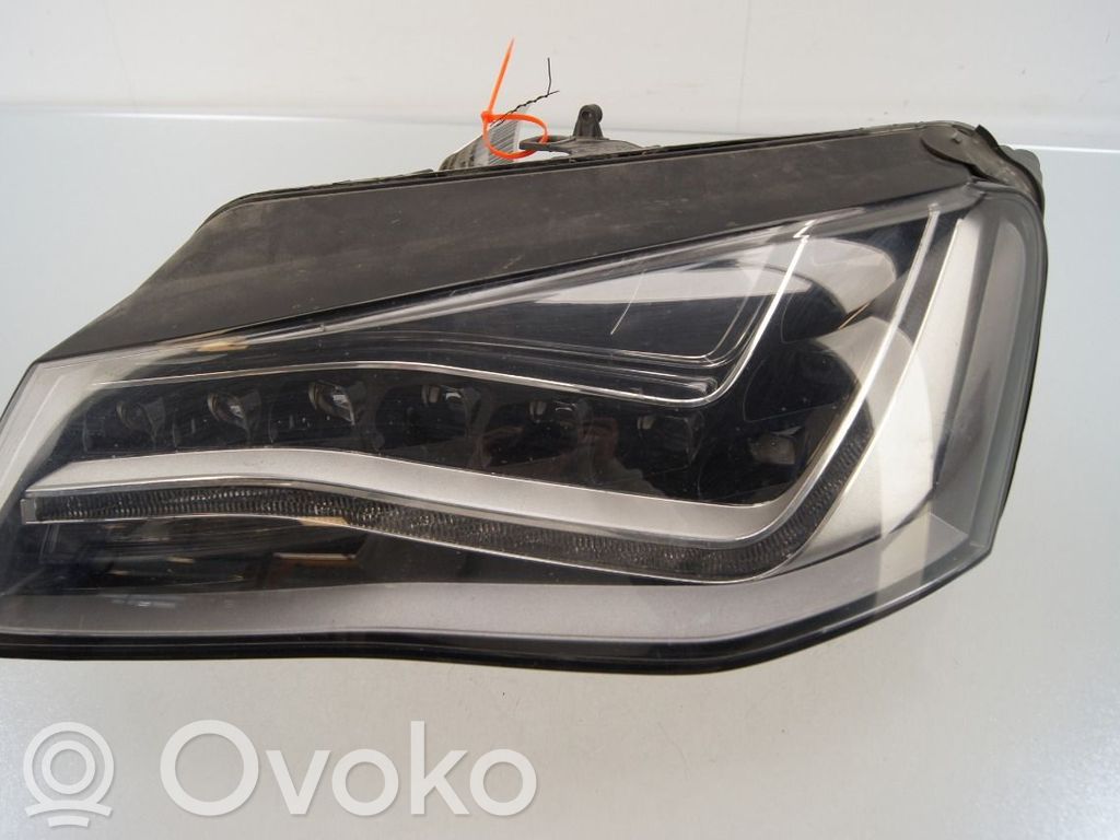 Audi A8 S8 D4 4H Phare frontale 