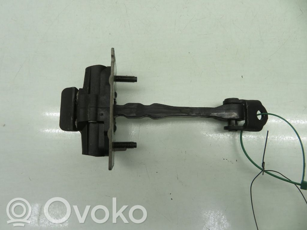 Peugeot 308 Etuoven pidätin 