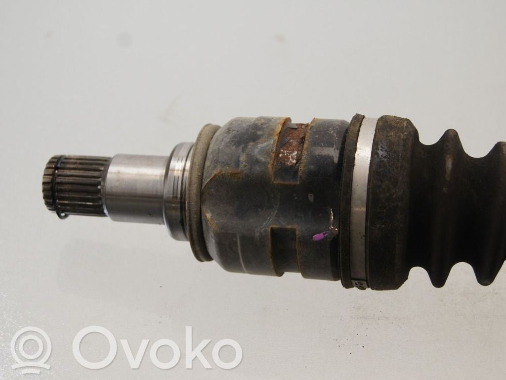 Toyota Auris E180 Eje de transmisión delantero