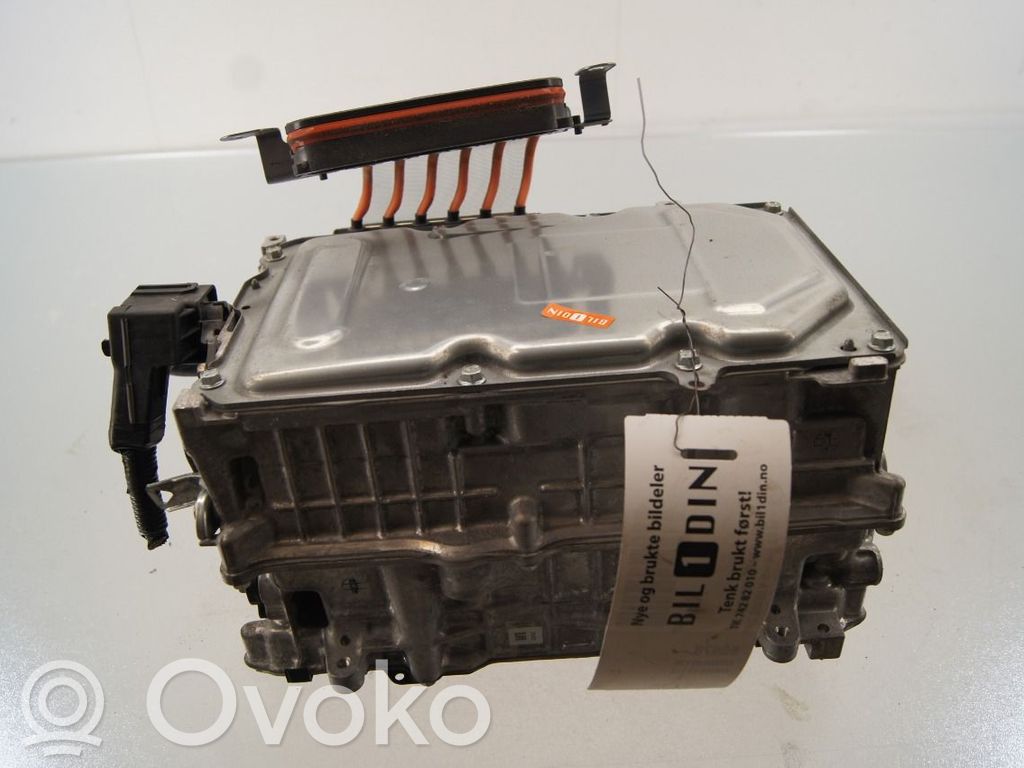 Toyota C-HR I Convertitore di tensione inverter