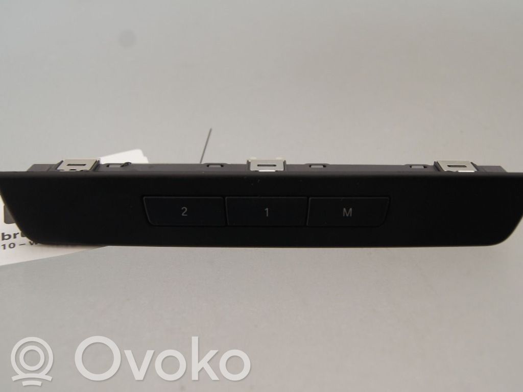 BMW 5 F10 F11 Support bouton lève vitre porte avant 
