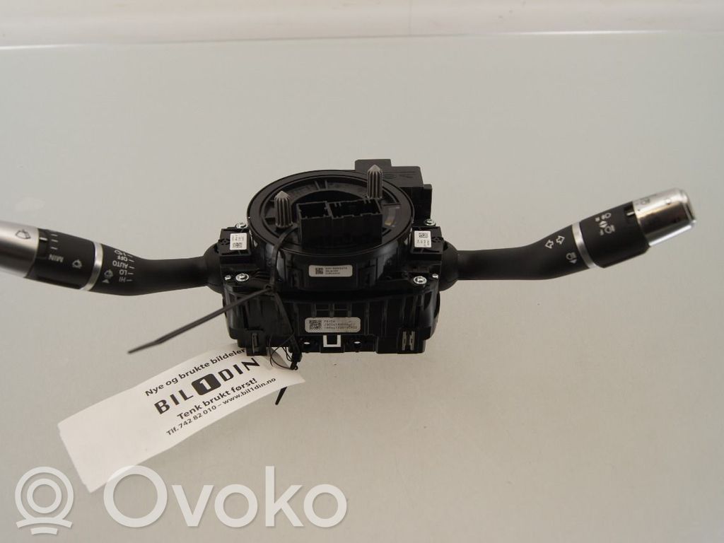 Comutator/buton multifuncțional   T4K13750,J9D313N064CD,J9D313N064CD,J9D313N064CD,T4K13750,T4K8483