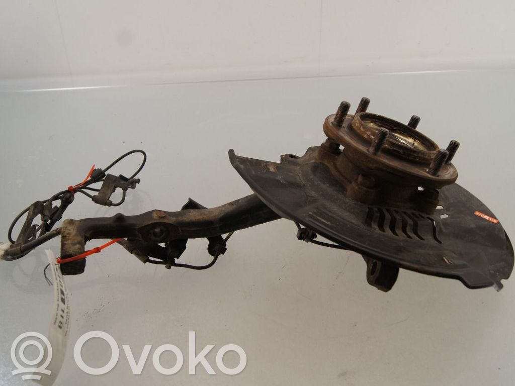 Toyota Hilux VIII Zwrotnica koła przedniego 