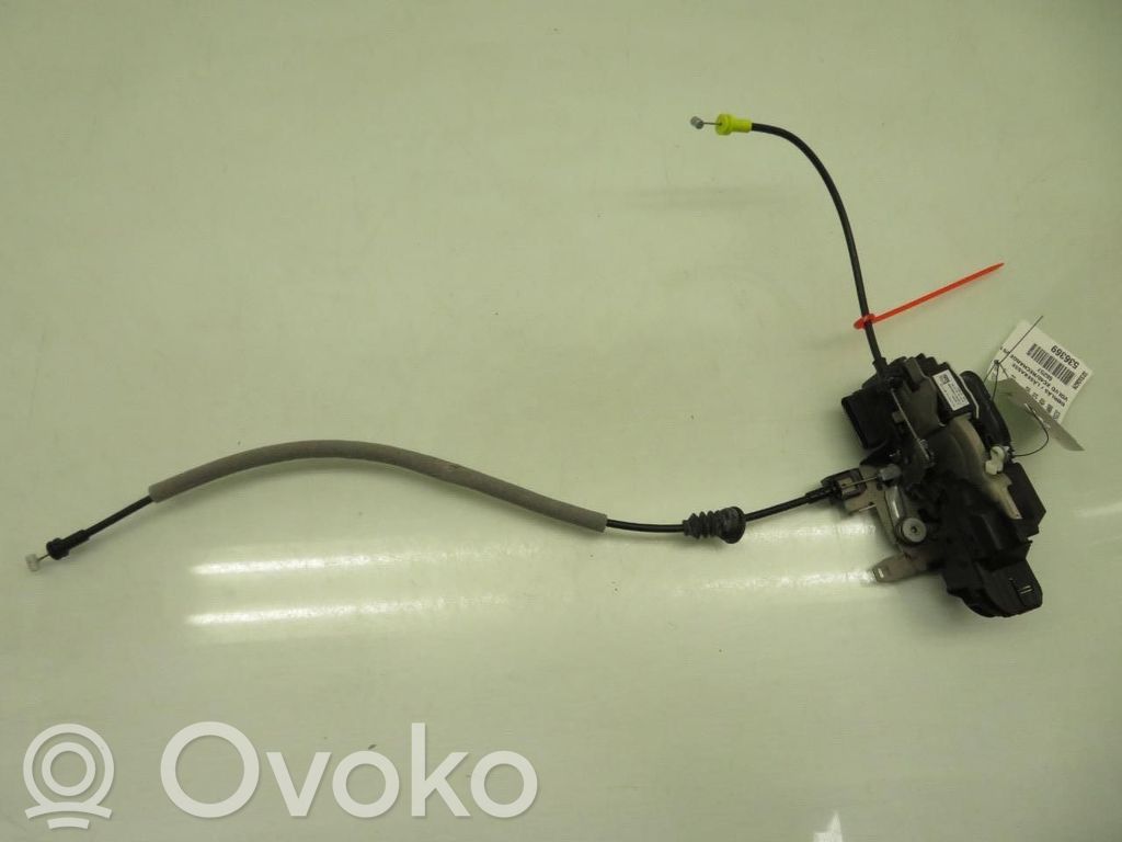 Volvo XC40 Serratura portiera anteriore 
