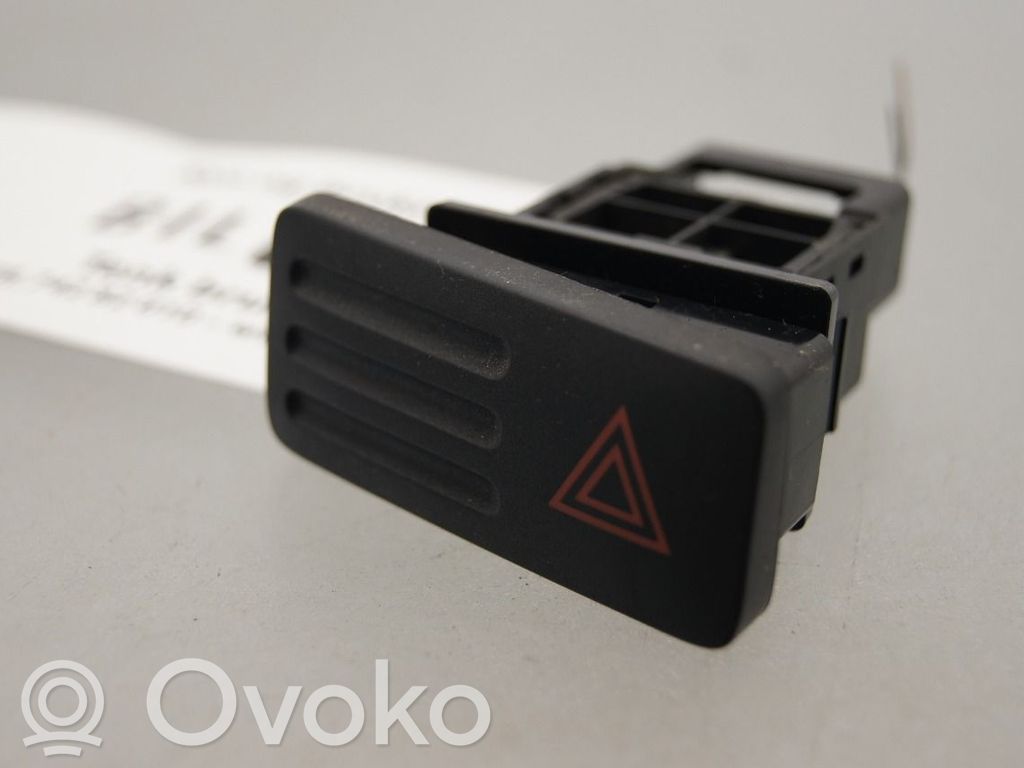Toyota Land Cruiser (J120) Interruttore luci di emergenza