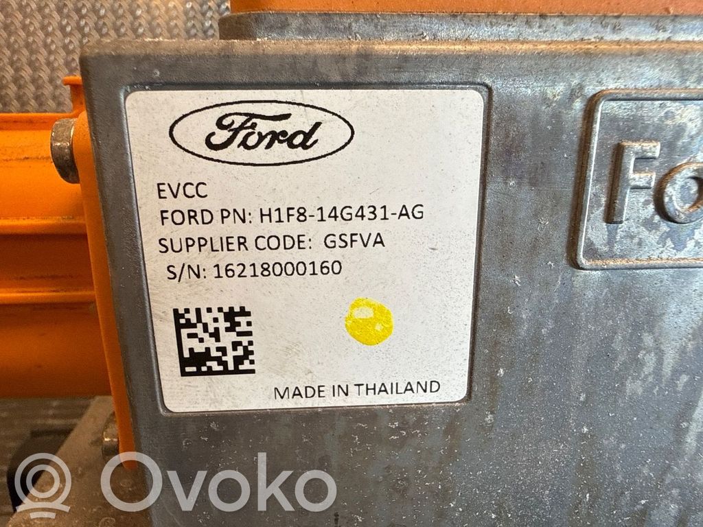 Ford Focus Falownik / Przetwornica napięcia 