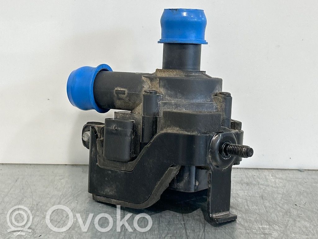 Audi A6 S6 C7 4G Webasto pompe de circulation d'eau