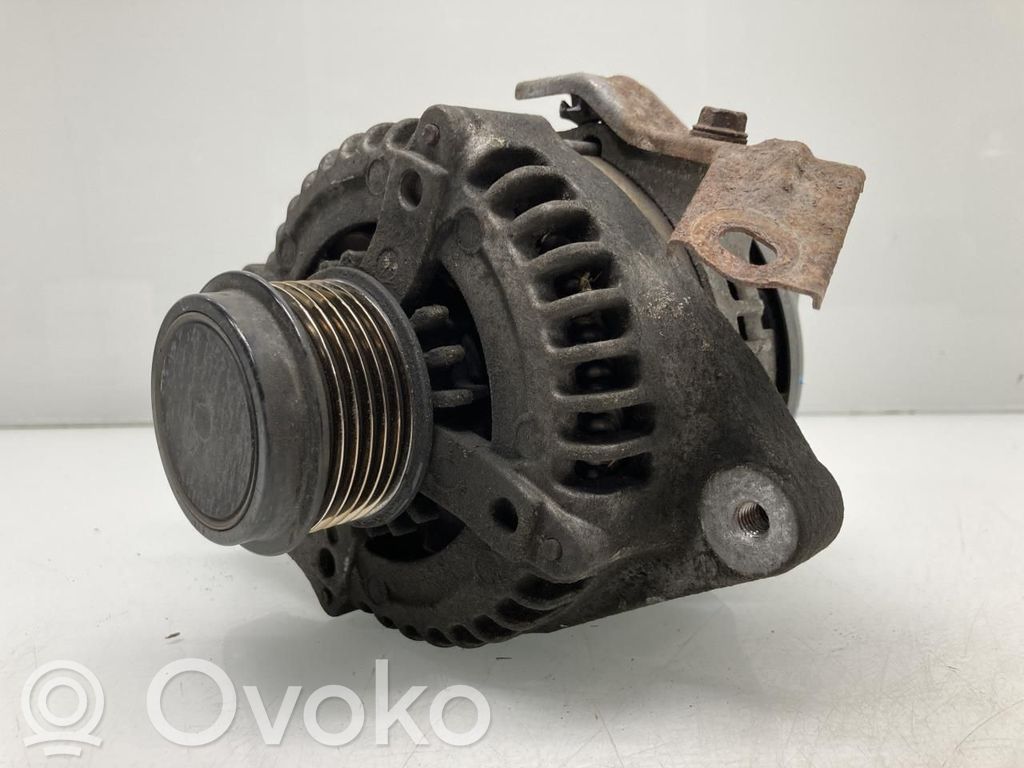 Toyota Auris 150 Generatore/alternatore