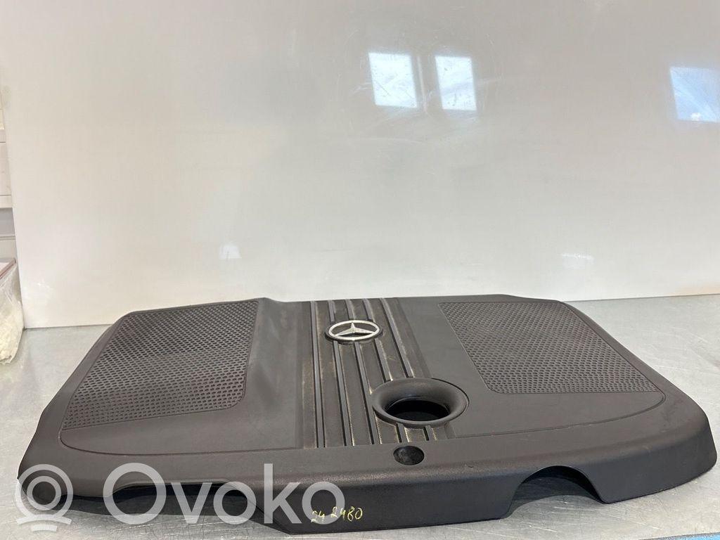 Mercedes-Benz C W204 Copri motore (rivestimento) 