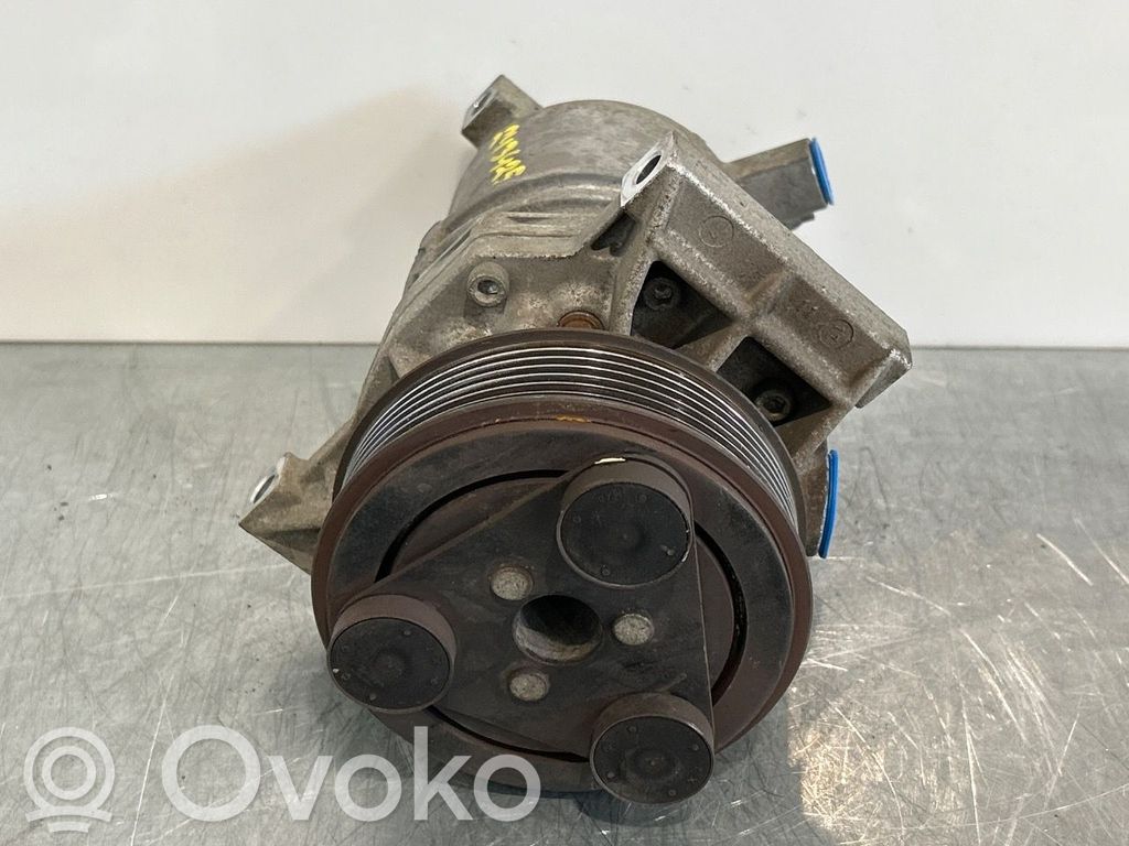 Nissan Note (E12) Ilmastointilaitteen kompressorin pumppu (A/C) 