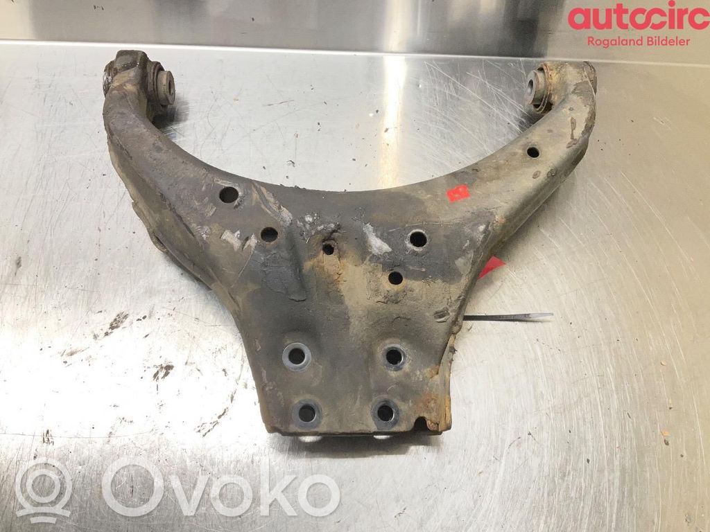 Isuzu D-Max Braccio di controllo sospensione anteriore