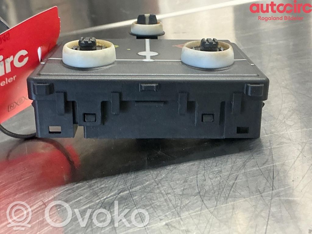 Oven ohjainlaite/moduuli   4M0959795G,4M0959795D,4M0959795D,4M0959795D,4M0959795G