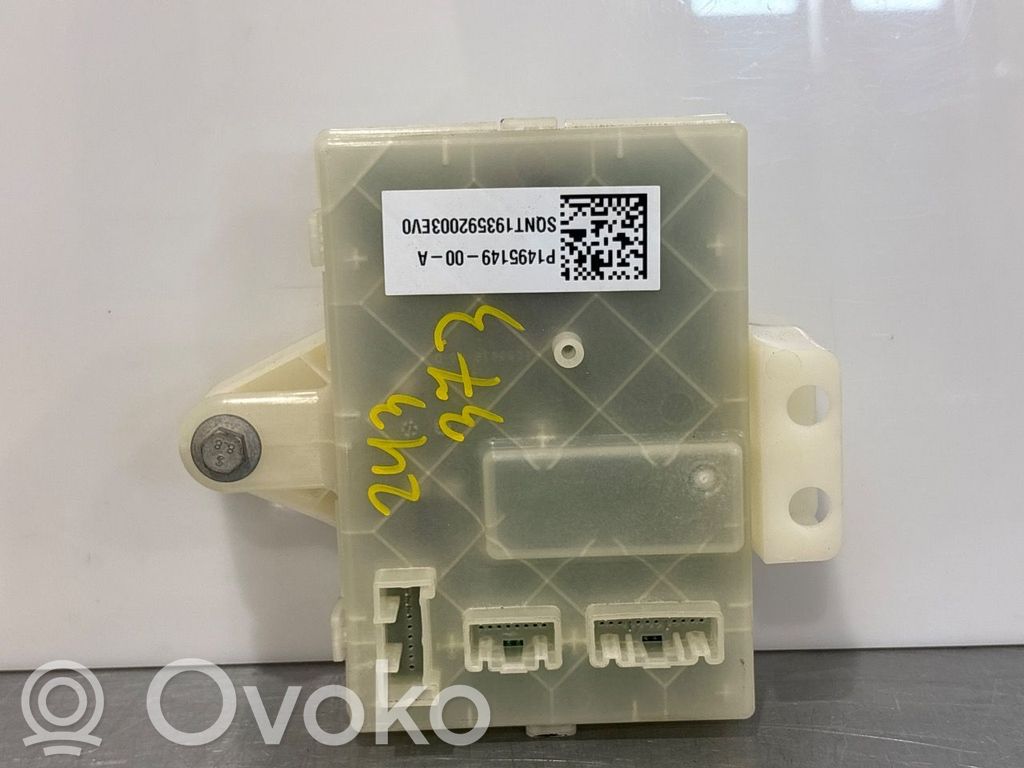 Tesla Model S Sonstige Steuergeräte / Module 