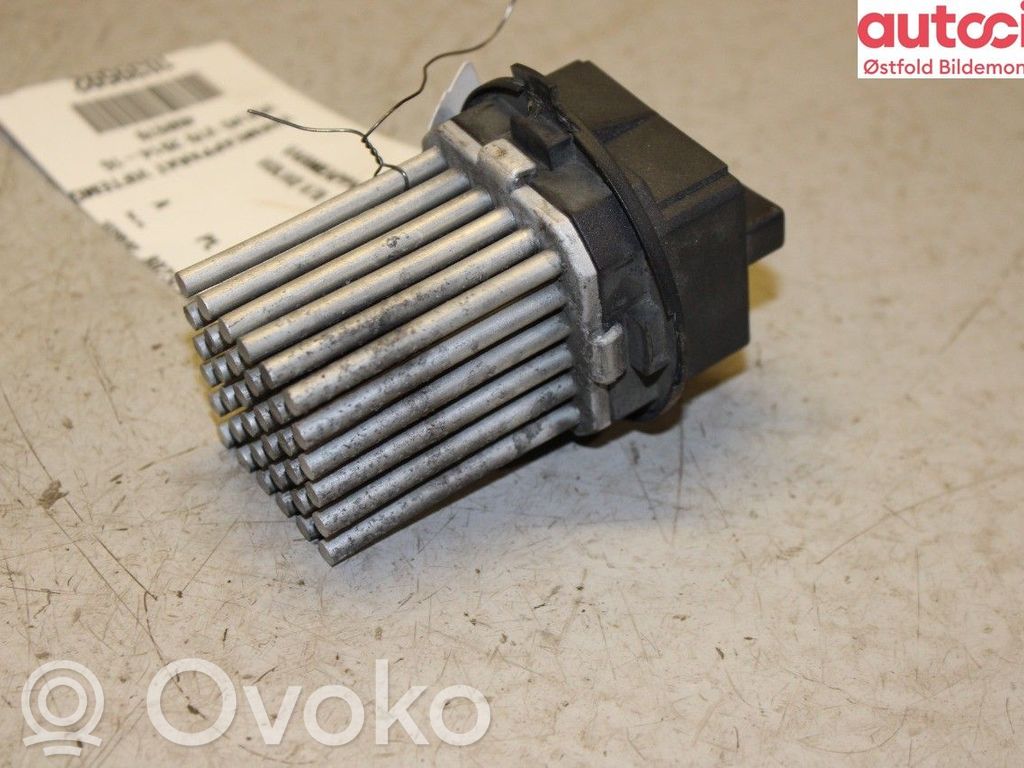 Volvo V70 Lämpöpuhaltimen moottorin vastus 