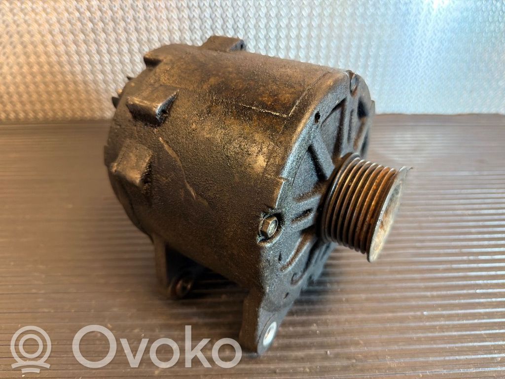 Alternador   077903015Q,077903015Q