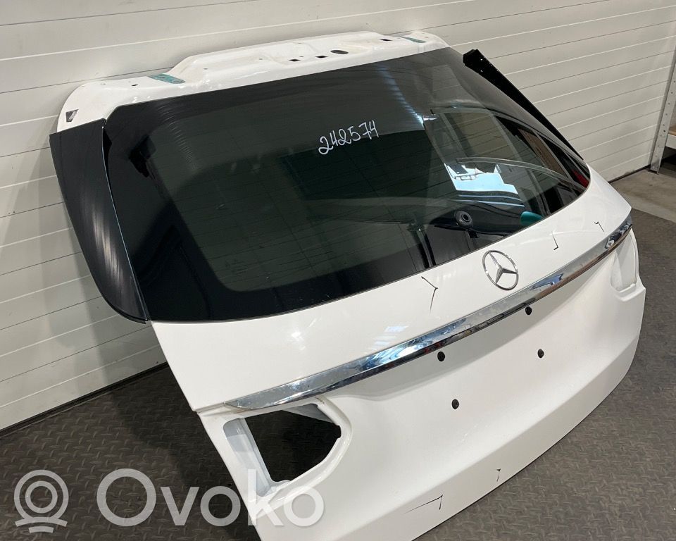 Mercedes-Benz C W205 Couvercle de coffre